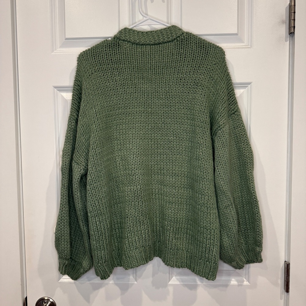 Altar'd State Sage Green Daisy Floral Chunky Knit Cardigan Sweater Size Medium - Picture 6 of 6